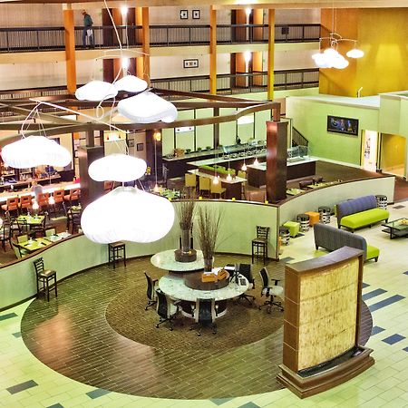 Clarion Hotel & Suites Conference Center Memphis Airport Bagian luar foto